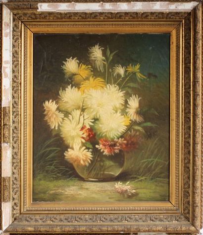 null *Ecole moderne
Bouquet de fleurs
Huile sur toile 
46 x 38 cm. (cadre très a...