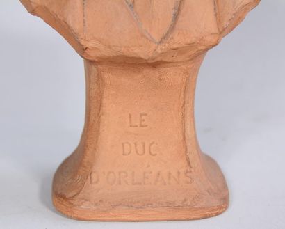 null *André-Pierre SALES (1860-?)
Buste du Duc d'Orléans
Sculpture en terre-cuite...