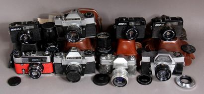 null Set of eight Soviet cameras:
- FED two cameras model 35 (accidents, wear and...