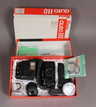 null ASAHI PENTAX car model 110 (wear) in its box with accessories