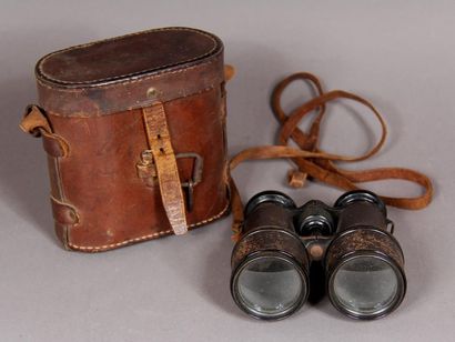 L. PETIT Paris Pair of binoculars with leather...