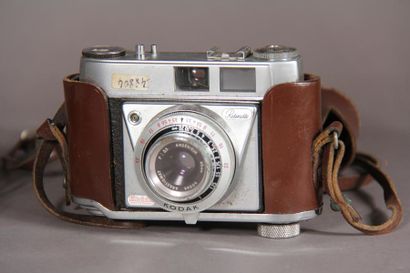 null *Two cameras:
-KODAK Retina in its leather case
-CANON Canonet GIII QL17 with...