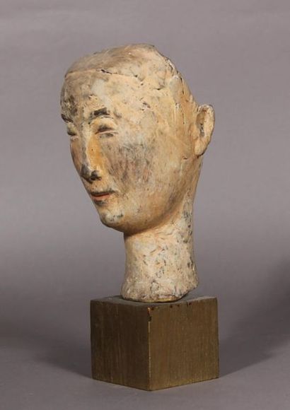 null Cao Dam VU (1908-2000)
Tête de jeune fille, circa 1938-1939
Terre-cuite peinte.
Signée...