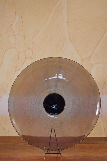 null MURANO
Coupe en verre gravé de cercles concentriques
D. : 52 cm.