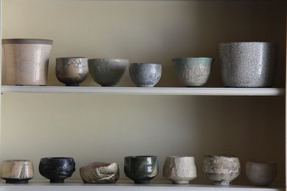 null Lot of thirteen raku vases