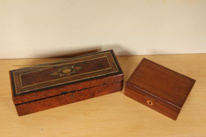 null Glove box in burrberry veneer, Napoleon III (accidents and misses) A natural...
