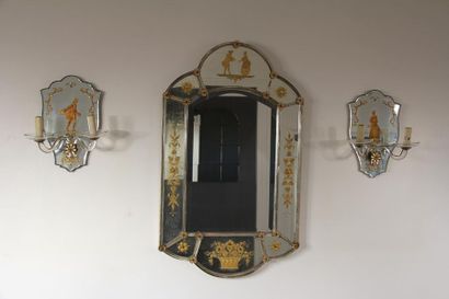null *Glazed glass and pair of glass sconces with gilded characters decoration in...