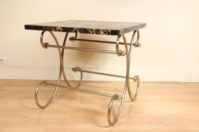 null Sofa end with silver and gold curved metal legs, rectangular marble top
H: 59...