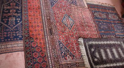 null Two galleries, three carpets, one kilim