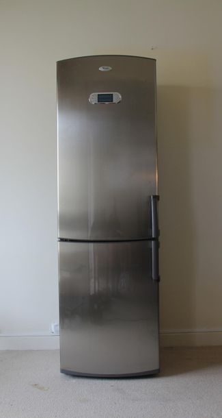 null *WHIRLPOOL
Réfrigérateur-congélateur usagé
190 x 61 cm.