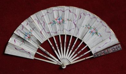 null Bone fan, painted leaf of a gallant scene, late 18th c. (accidents)