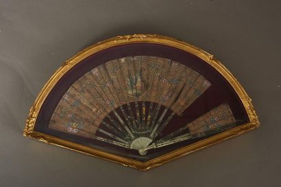null Fan made of a silk leaf painted in gouache representing a family portrait, the...
