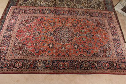 null Three mismatched carpets
201 x 130 - 209 x 130 - 228 x 142 cm.