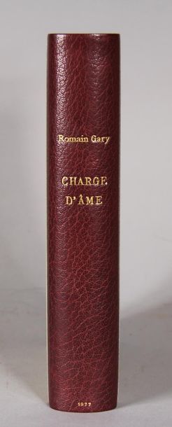 null ROMAIN GARY 
Charge d'âme
Gallimard, 1977. O. E. on Arches wove paper. In 12,...