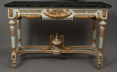 null Pair of large rectangular carved wooden consoles in white and gold lacquered...