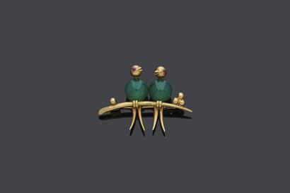 null MELLERIO
BROCH "inseparable on their branches" in yellow gold (750‰) adorned...