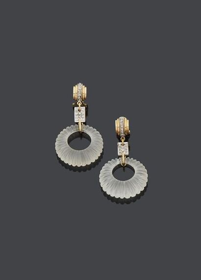 Pair of earrings in 14 carat yellow and white...