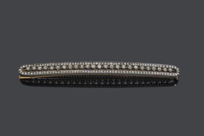 null Long oblong barrette in yellow gold (750‰) and silver (min. 800‰) openwork,...