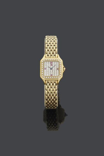 null AUREUS
BRACELET Ladies' square watch in yellow gold (750‰). Bezel and dial paved...