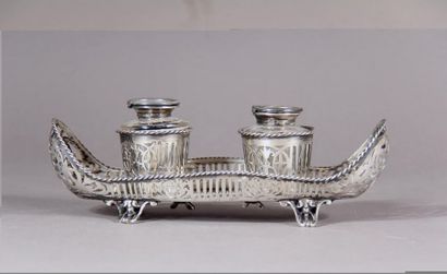 null Double shuttle inkwell, quadripod in silver 925°/°° openwork, glass inkwells...