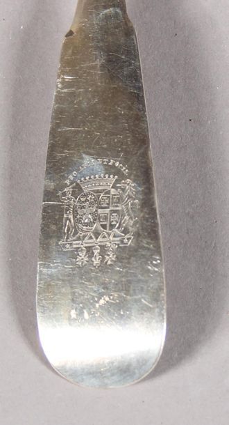null Sauce spoon in silver 950°/°°° single flat engraved with double coat of arms...