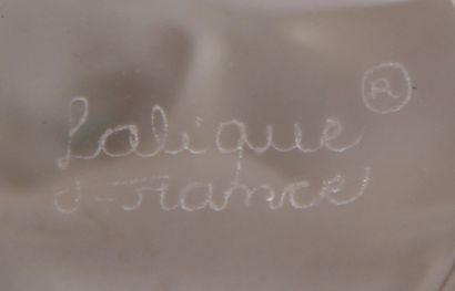 null LALIQUE France

Paire de baguiers en cristal transparent et opaque à décor de...