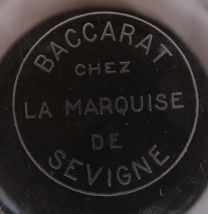 null BACCARAT - LA MARQUISE DE SEVIGNE

Coupe circulaire en cristal taillé, signée

D...