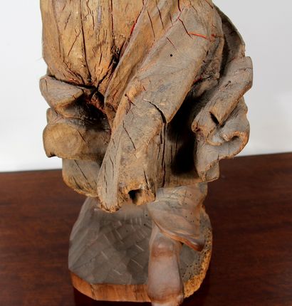 null *Sculpture en bois naturel représentant un ange

H : 66 cm. (accidents dont...