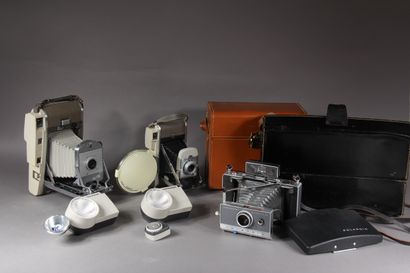 null POLAROÏD

- appareil photo Land Camera automatic 100, avec son flash modèle...