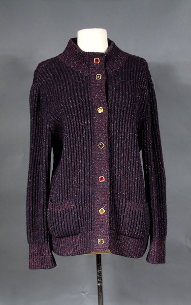 null *CHANEL designer Karl LAGERFELD

Long cardigan à côte en cachemire, laine et...
