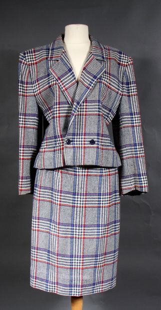 null *Jean-Louis SCHERRER boutique, circa 1980

Tailleur écossais multicolore,

Veste...