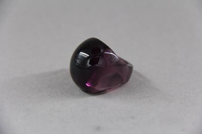 null LALIQUE France

Bague cabochon en cristal transparent violet, signée, TDD :...