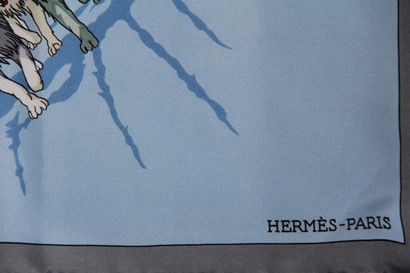 null HERMES Paris

Carré en twil de soie imprimée titré "expédition polaire française,...