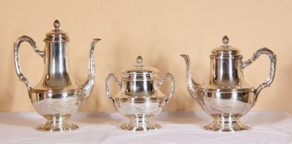 null Service thé-café en métal argenté sur piédouche style Louis XVI (trois pièc...