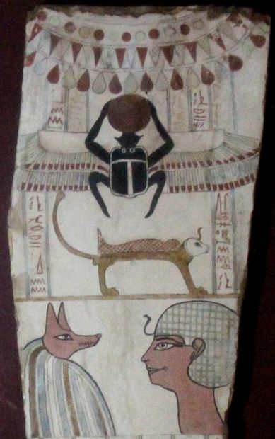 null Bas relief égyptien H. : 86 cm L. : 29 cm