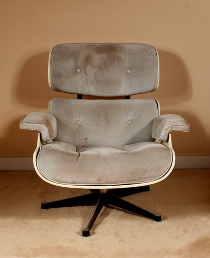  Charles EAMES (1907-1978) et Ray EAMES (1921-1988)- Mobilier International éd. 
Fauteuil...