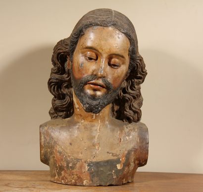 Important buste de Christ en bois sculpté...
