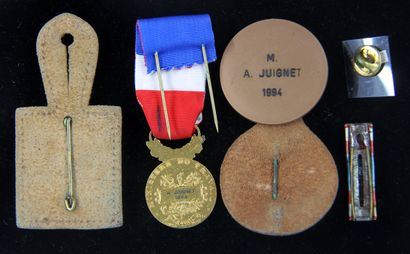 null *Médaille du mérite et insignes militaires