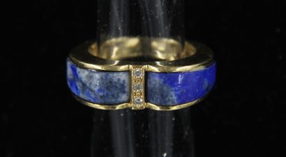 null 
18k yellow gold ring set with lapis and white stones, TDD: 49, raw weight:...
