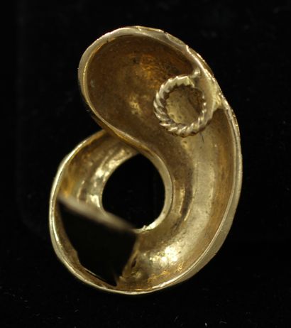 null LALAOUNIS

Paire de boucles d'oreilles en or jaune 18k en forme de serpent stylisé,...