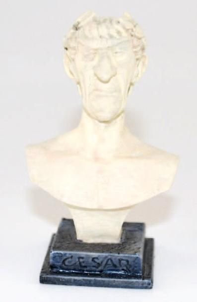 UDERZO ASTERIX Pixi 6033 Objets d'Astérix-Buste de César Figurine en métal peinte...