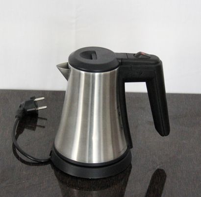 null Six electric kettles