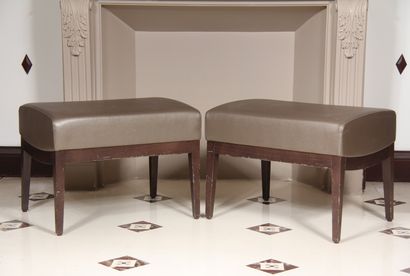 null Pair of rectangular stools in pearl grey skai, stained wood legs.

H : 46 W...