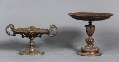 null Lot : 

- A small brown patina bronze display stand with two handles decorated...