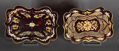 null Two rectangular hollow dishes made of transparent red glass with gilded scroll...