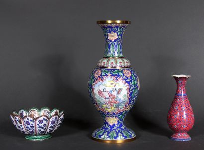 null Lot including a poly-lobed cup and two baluster vases, a small and a large one...