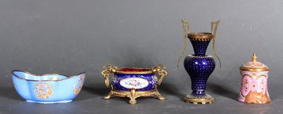 null Set of two cups, a covered inkwell and a small polychrome enamelled metal vase....