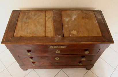 null Mahogany and stained wood chest of drawers with four drawers, black marble top,...
