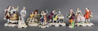 null Modern school.

Musicians and couples of musicians.

Seven groups in polychrome...