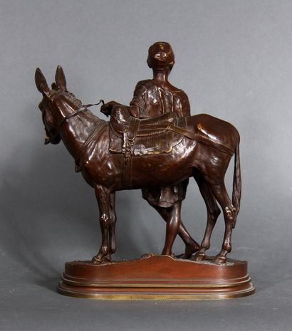 null Alfred DUBUCAND (1828 - 1894) d'après

L'ânier du Cair.

Sculpture en bronze...